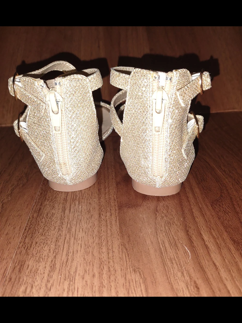 8C Girls Sparkle Ankle-Strap Flats in Gold 3X737sm